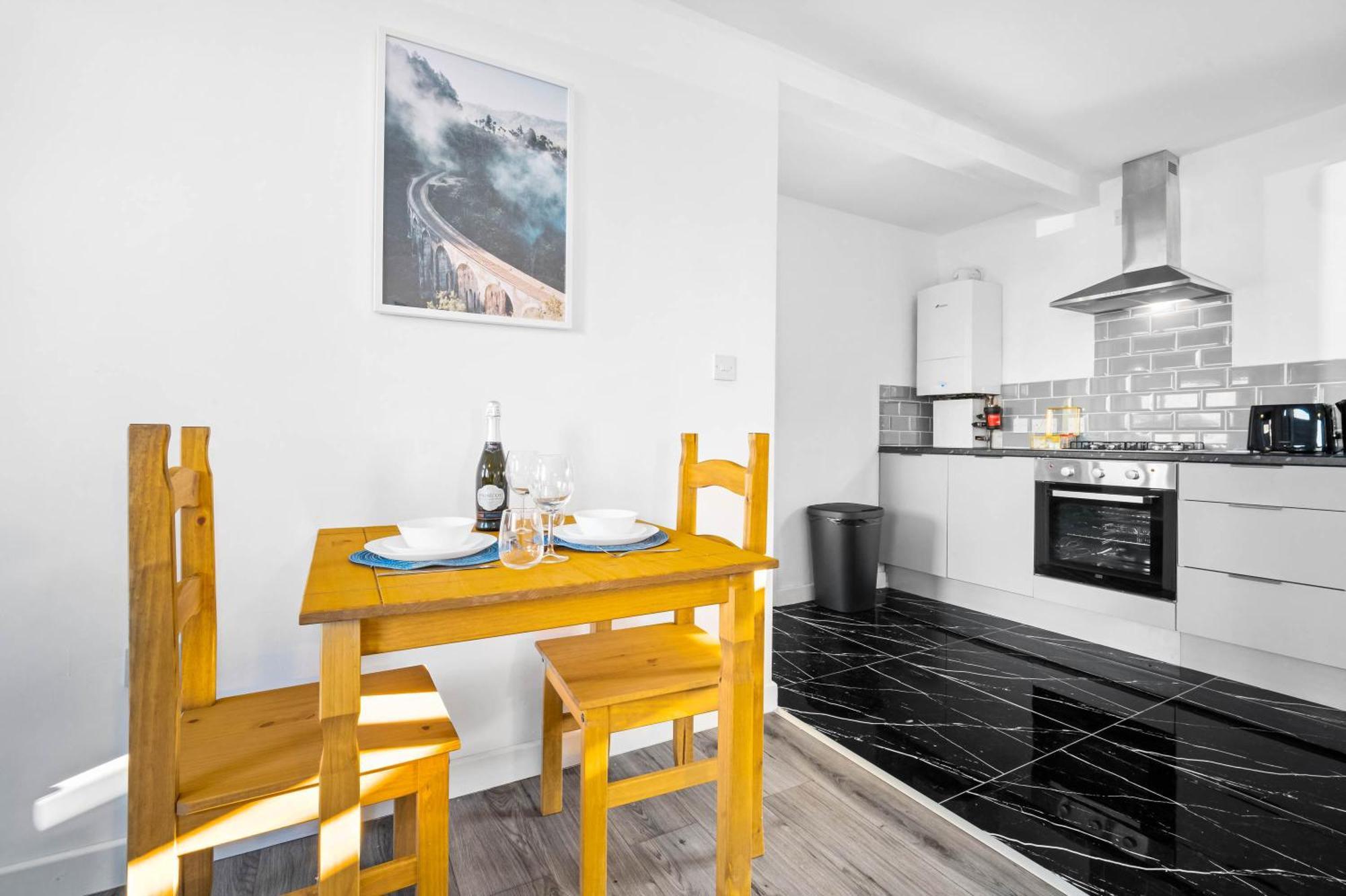 Modern Apartment - Cradley Heath - Top Rated - Netflix - Wifi - 1Mh Smethwick Εξωτερικό φωτογραφία